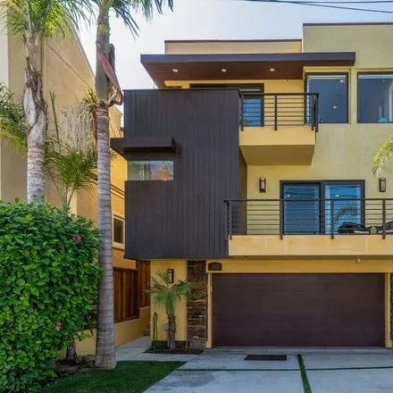 Rent this 3 bed house on 311 Culper Court in Hermosa Beach, CA 90254