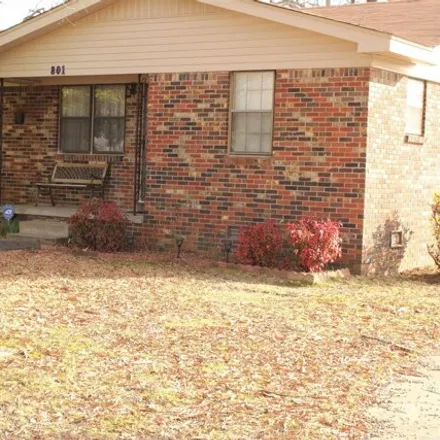 Buy this 3 bed house on 278 West Martin Street in Jacksonville, AR 72076