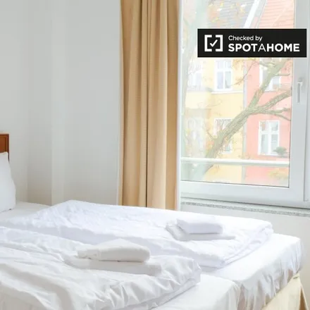 Rent this 1 bed apartment on Osnabrücker Straße 6 in 10589 Berlin, Germany