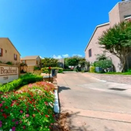 Buy this 3 bed apartment on #26,7350 Kirby Drive in Carolina Place, Houston