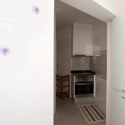 Image 5 - Minipreço (Pontinha), Rua Cidade da Horta Lote Q6, Odivelas, Portugal - Room for rent