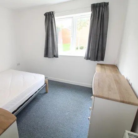 Rent this 1 bed room on Taverners Hall in 170a Lincoln Road, Peterborough