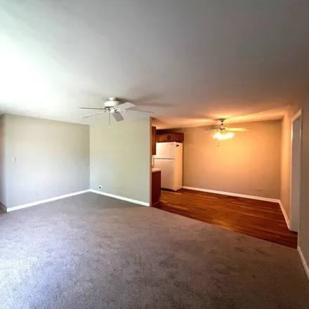 Image 3 - 1357 Wakeby Lane, Schaumburg, IL 60193, USA - House for rent