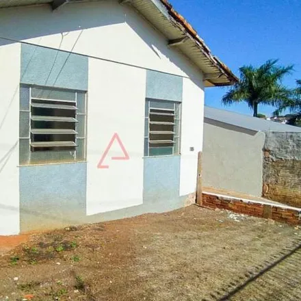 Buy this 2 bed house on Rua Serra do Caparaó in Bandeirantes, Londrina - PR