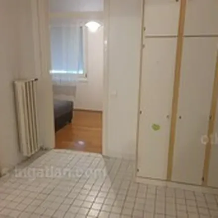 Rent this 1 bed apartment on Nemzeti Adó- és Vámhivatal in Észak Budapesti Adóigazgatósága, 1139 Budapest