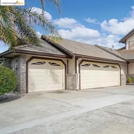 Rent this 3 bed house on 5496 Edgeview Drive in Discovery Bay, CA 94505