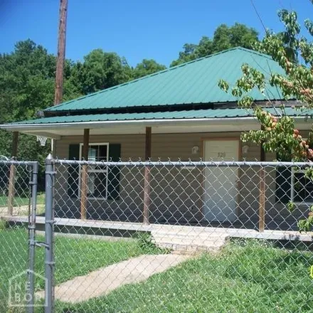 Buy this 2 bed house on 520 Paschal Avenue in Dobell, Trumann