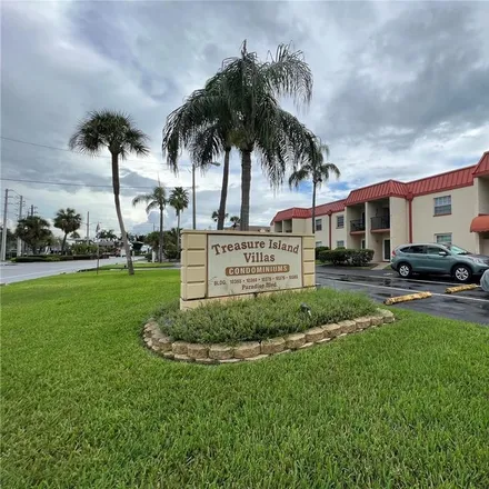 Buy this 1 bed condo on 10359 Paradise Boulevard in Treasure Island, Pinellas County