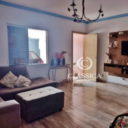 Buy this 5 bed house on Rua Maria Jesuína in Sede, Contagem - MG