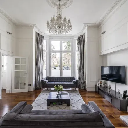 Image 3 - 49 Belsize Park Gardens, London, NW3 4JL, United Kingdom - Apartment for rent