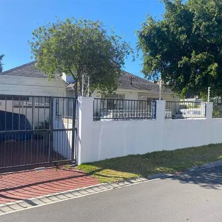 Image 2 - Balintore Road, Rondebosch, Cape Town, 7700, South Africa - Apartment for rent