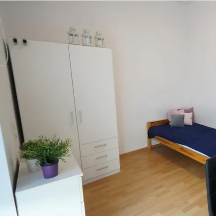 Rent this 7 bed room on Żabka in Zgierska 240C, 91-362 Łódź