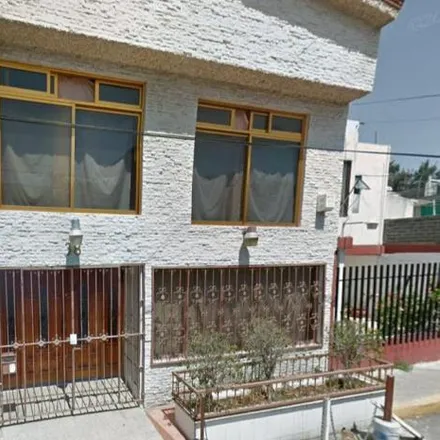 Buy this 3 bed house on Calle Volcán Santa María in Colonia Ampliación Providencia, 07560 Mexico City