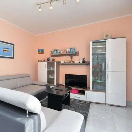 Image 9 - Grad Pula, Istria County, Croatia - Apartment for rent