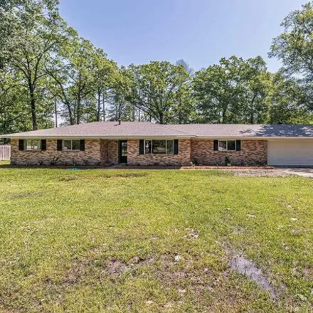 Buy this 4 bed house on 210 Vinwood Road in County Acres, Ouachita Parish