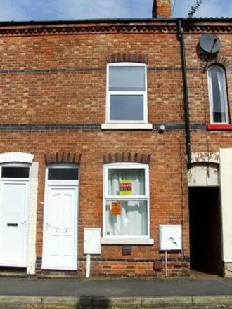 Rent this 4 bed townhouse on 10 Osmaston Street in Nottingham, NG7 1SD