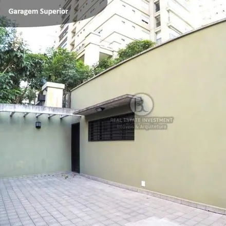 Buy this 9 bed house on Rua Gabrielle D'Annunzio 824 in Campo Belo, São Paulo - SP