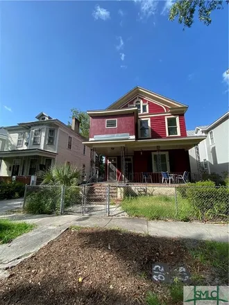 Rent this 3 bed house on 699 East Park Lane in Savannah, GA 31401