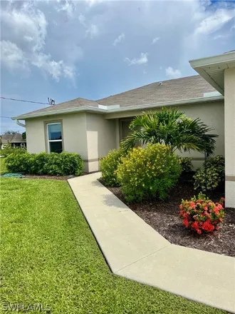 Image 2 - 2438 Southwest Embers Terrace, Cape Coral, FL 33991, USA - House for sale