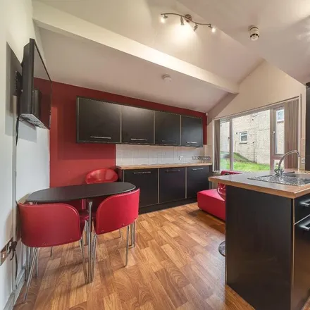 Rent this 1 bed room on Granville Road in Sheffield, S2 2RR
