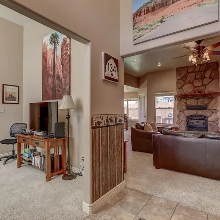 Rent this 3 bed house on Kanab