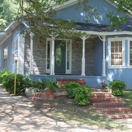 Buy this 3 bed house on 904 East Main Street in Hogansville, Troup County