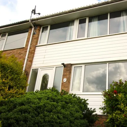 Rent this 3 bed townhouse on 21 Severn Way in Kettering, NN16 9JL