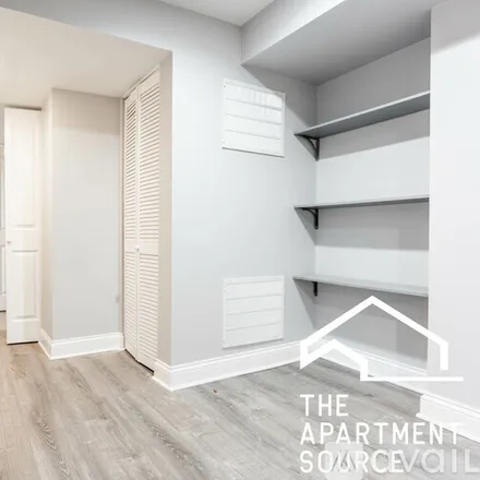 Image 9 - 908 W Montrose Ave, Unit 1W - Apartment for rent