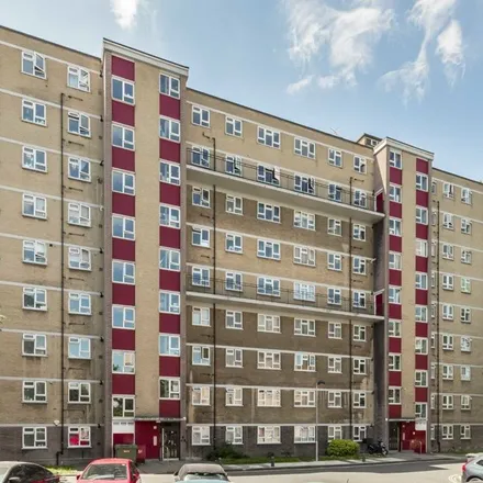 Image 2 - 13-30;31-48 Peldon Court, London, TW9 1YT, United Kingdom - Apartment for rent