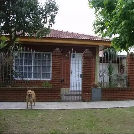 Buy this 2 bed house on Calle 362 in Partido de Berazategui, 1885 Ranelagh
