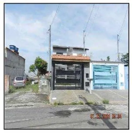 Buy this 2 bed house on Avenida Uberaba in Vila Ursulina, Itaquaquecetuba - SP