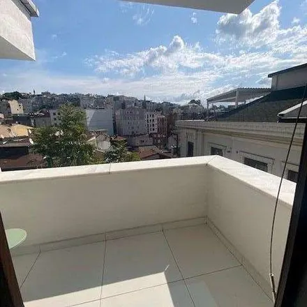 Rent this 4 bed apartment on Karabaş Kuyu Çıkmazı in 34433 Beyoğlu, Turkey