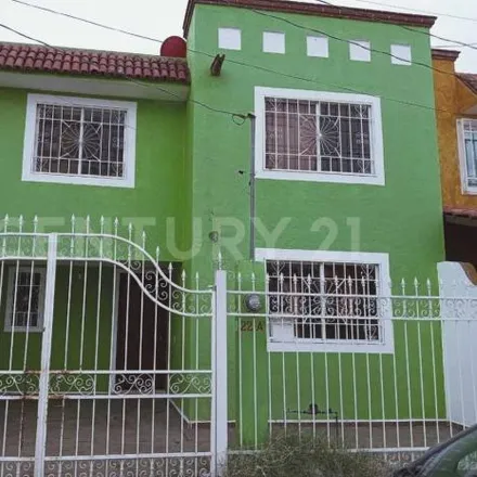 Buy this 3 bed house on Avenida José María Arteaga in 76803 San Juan del Río, QUE