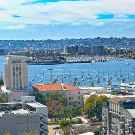 Buy this 1 bed condo on 300 Beech Street in San Diego, CA 92101