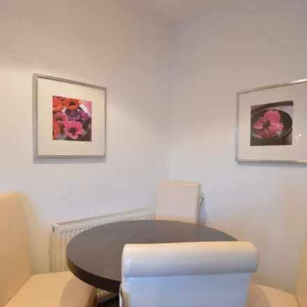 Image 4 - 1 Firpark Close, Glasgow, G31 2HQ, United Kingdom - Apartment for rent