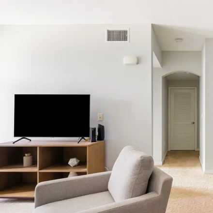 Image 9 - The Artisan Apartments, 2060 Zocolo Street, Owl Mobile Manor, Oxnard, CA 93030, USA - Apartment for rent