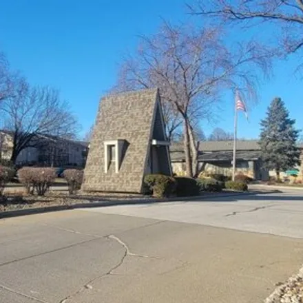 Buy this 2 bed condo on 9565 University Avenue in Clive, IA 50325