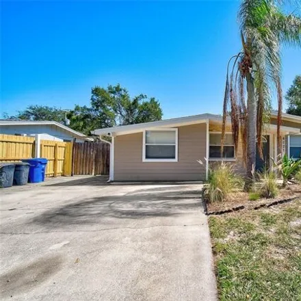 Buy this 3 bed house on 4011 Longhorn Drive in Sarasota County, FL 34233