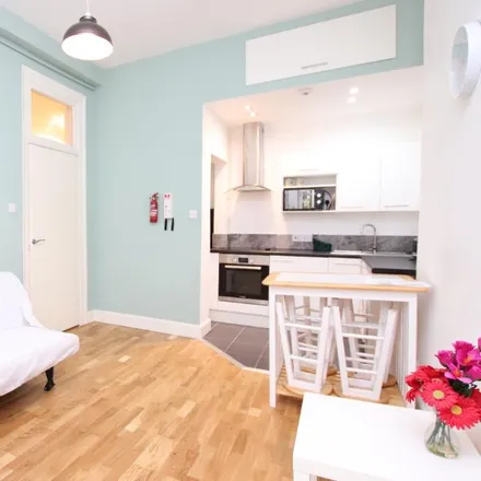 Rent this 1 bed apartment on 29 Iona Street in City of Edinburgh, EH6 8SQ