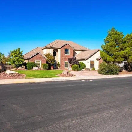 Buy this 6 bed house on 2092 240 West in Washington, UT 84780