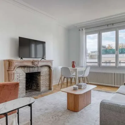Image 3 - 41 Rue de Longchamp, 92200 Neuilly-sur-Seine, France - Apartment for rent