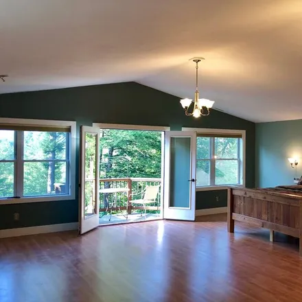 Rent this 7 bed house on Woodstock in NH, 03262