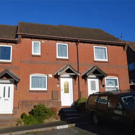 Buy this 2 bed townhouse on Walnut Drive in Plympton, PL7 2ZD