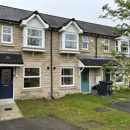Rent this 2 bed townhouse on Hastings Way in Skircoat Green, HX1 2QB