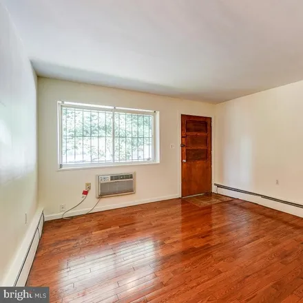 Image 5 - 7716, 7718, 7720 Maple Avenue, Takoma Park, MD 20912, USA - Condo for sale