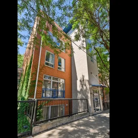 Rent this 3 bed condo on 24 North May Street in Chicago, IL 60622