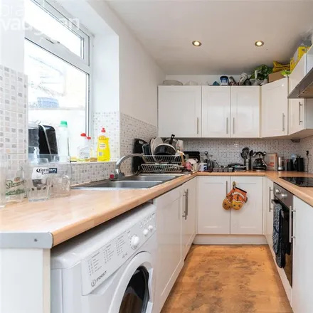 Rent this 6 bed townhouse on 81 Southover Street in Brighton, BN2 9UE