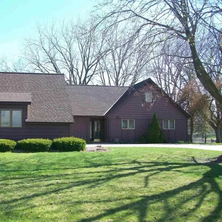 Buy this 3 bed house on 270 Cedar Circle in Charles City, IA 50616