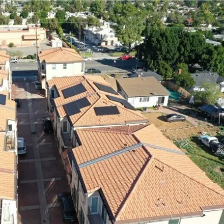 Image 6 - unnamed road, Los Angeles, CA 91345, USA - Townhouse for sale