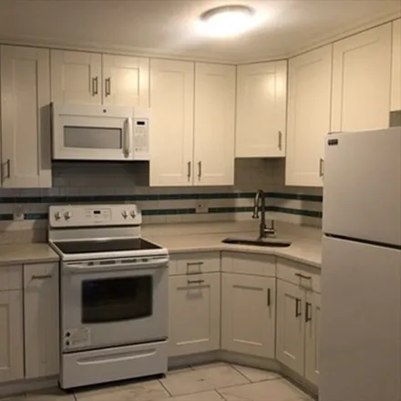 Rent this 2 bed condo on 461 Washington St # 202